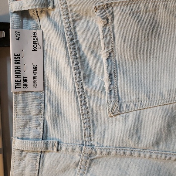 Kensie Jeans NWT True Vintage "The High Rise" Denim Short 4/27 - Picture 3 of 6